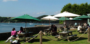 Eating and drinking at Lawrenny Quay